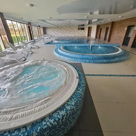 Odnowa M29 Basen I Jacuzzi