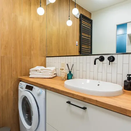 Odnowa M29 Basen I Jacuzzi Apartamento