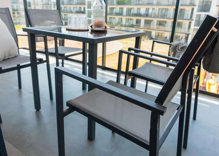 Odnowa M29 Basen I Jacuzzi * Dziwnów